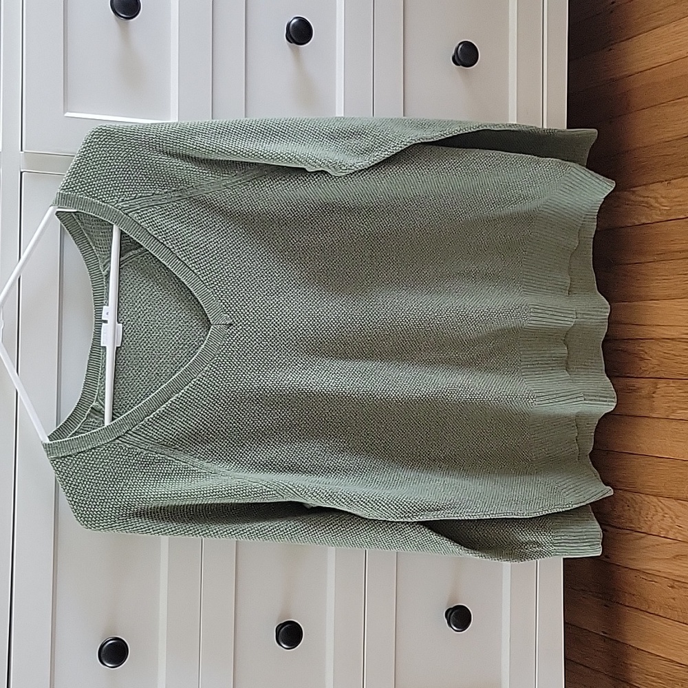 GAP XL Army green sweater